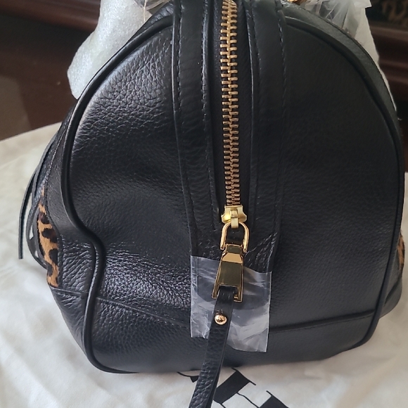 Banana Republic Leopard Print Satchel with Black Details - Picture 4 of 6